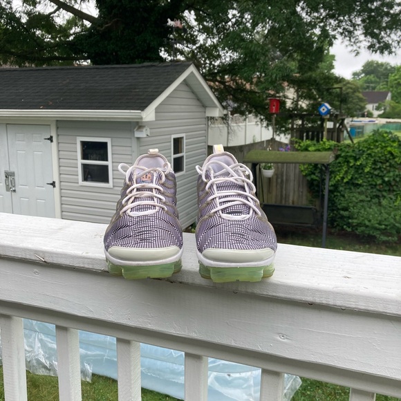 Nike Vapormax Grid Pattern size 9.5 mens - Picture 5 of 11